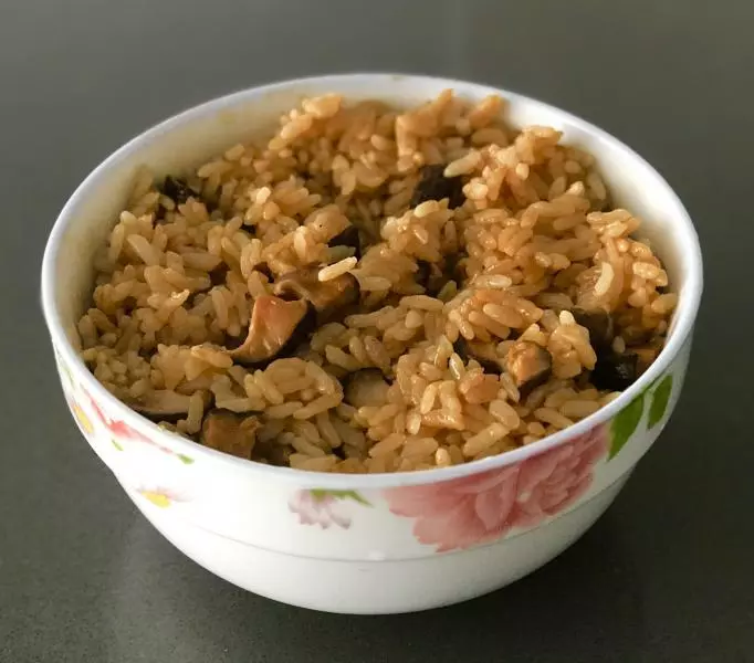 電飯鍋香菇燜飯
