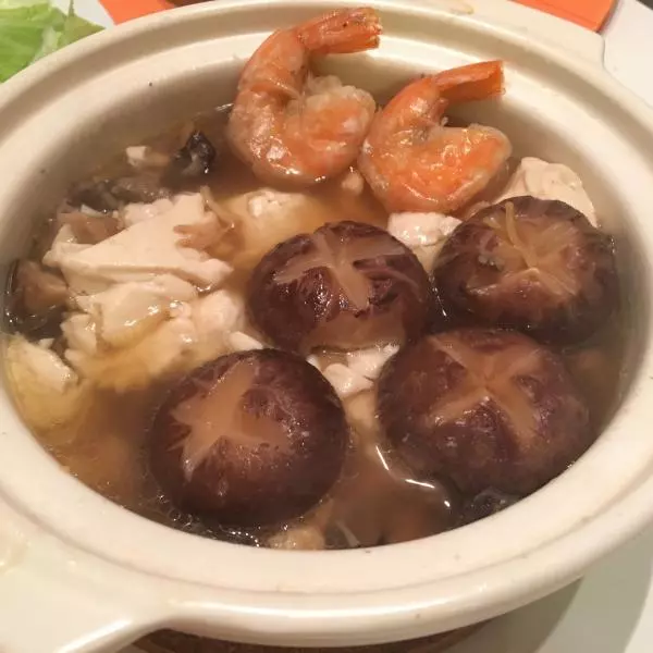 海鮮菌菇豆腐煲
