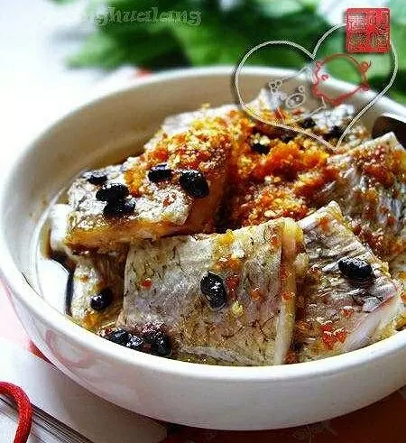豆豉辣椒蒸活魚