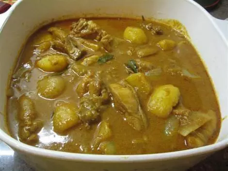 咖喱土豆胡蘿蔔燉雞塊（尼泊爾版本）