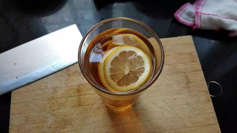 簡便好喝的黃金檸檬茶