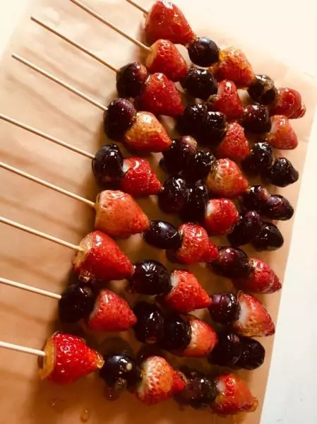 草莓糖葫蘆