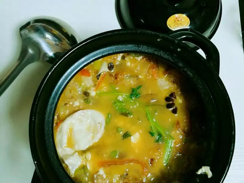 銀魚盒豆腐湯