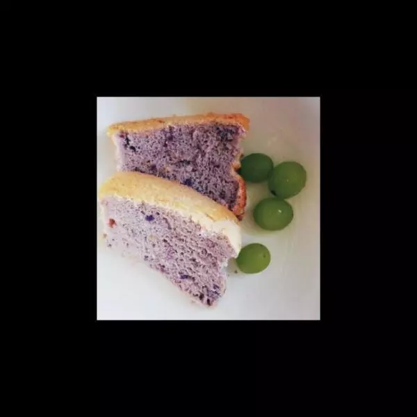 紫薯葡萄戚風蛋糕