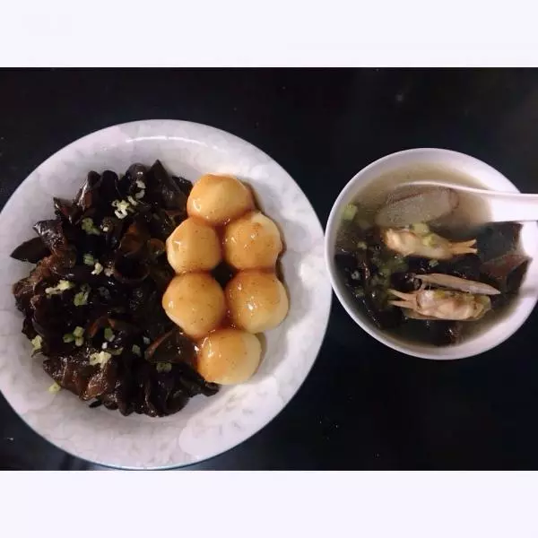 黑木耳+土豆泥+「黑木耳+指甲蚶+象鼻蚌湯」