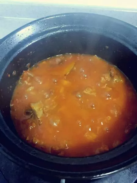 番茄牛腩堡(砂鍋版）