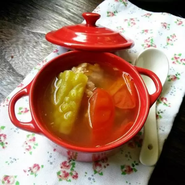 番茄苦瓜排骨湯