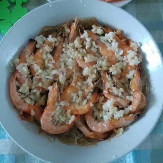 蒜茸粉絲蝦