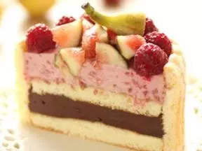 巧克力樹莓慕斯蛋糕
