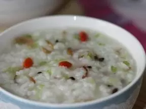 蝦米菇芹菜粥
