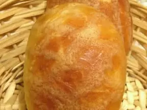 橄欖形香酥麵包