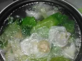 電飯煲蒸+煮水晶餃子