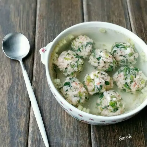 鮮蝦菠菜丸子湯