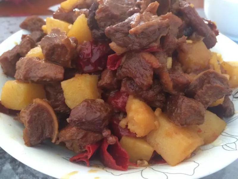 新疆風味的土豆燒牛肉