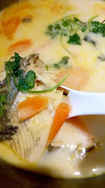咖喱胡蘿蔔海魚湯