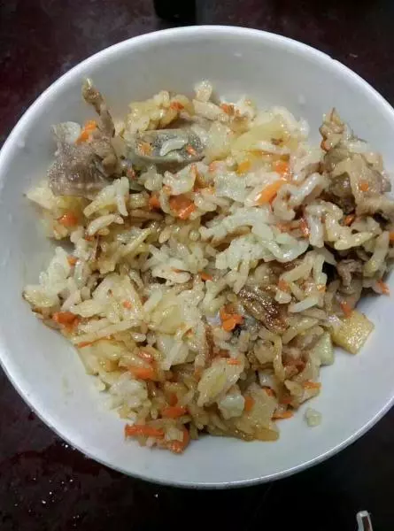 土豆胡蘿蔔排骨飯