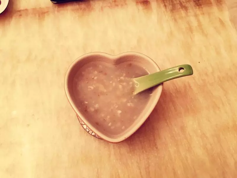 冰糖蕎麥薏米百合湯