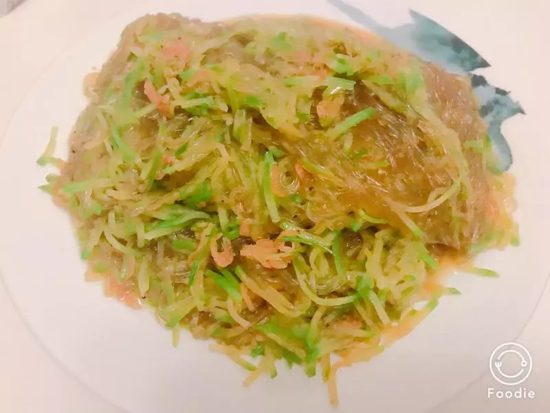 蝦皮蘿蔔炒粉條——青島的家常菜