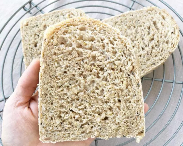 發芽穀物全麥麵包