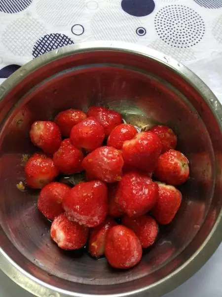 糖桂花草莓