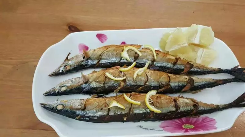檸香秋刀魚