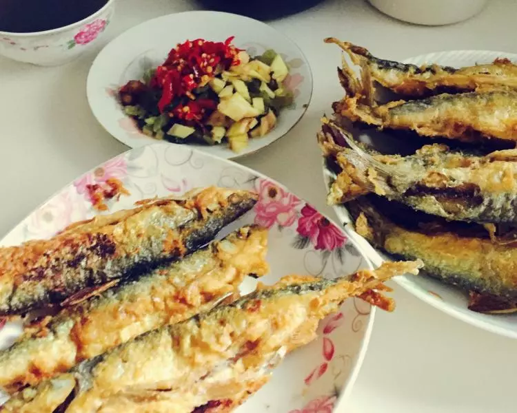 酸菜燒川川魚