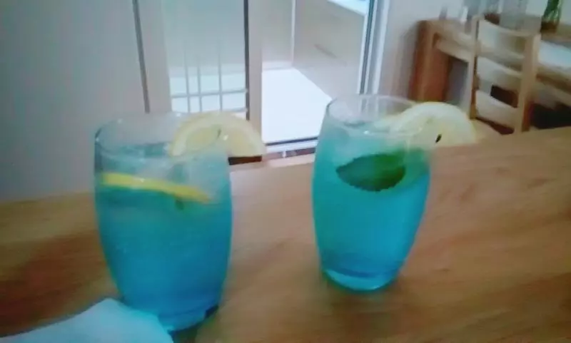日常亂配：雞尾酒類藍色飲料