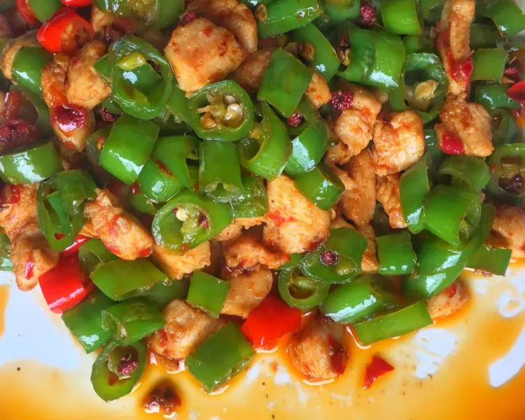 雙椒小炒雞胸肉，可以吃兩碗飯。