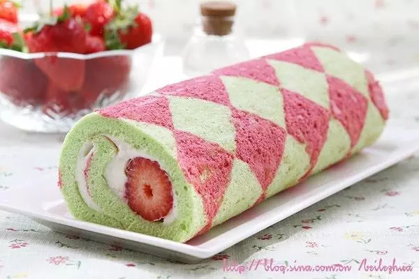草莓班蘭手繪蛋糕卷