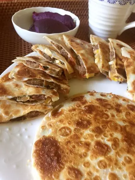 墨西哥餡餅Quesadillas-剩菜版早餐