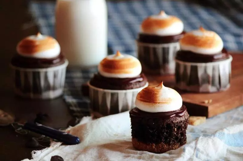 S&#39;mores Cupcakes