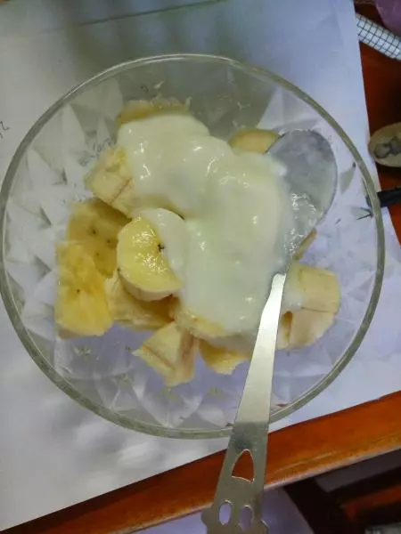 香蕉酸奶沙拉