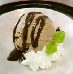【cookpad】簡單又好吃的巧克力冰激凌