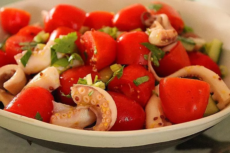 番茄八爪魚沙拉