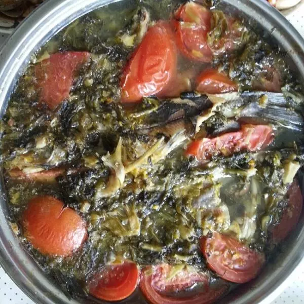 黃骨魚酸菜番茄煲