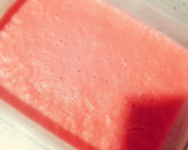 草莓冰淇淋（簡易版）