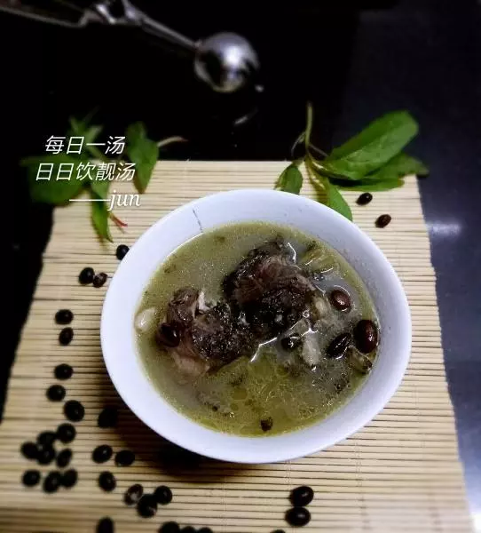 黑豆鲶魚湯