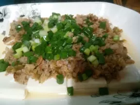 肉碎炸菜蒸豆腐