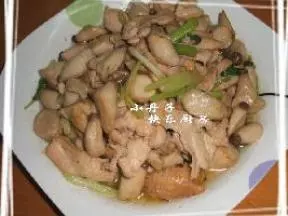 雞肉炒鮮菇