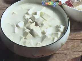 牛奶燉豆腐
