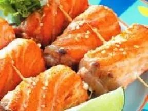 蒜香鮭魚卷