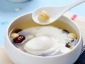 紅棗蓮子荷包蛋