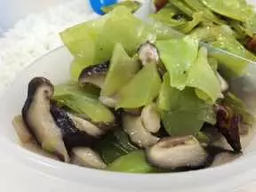 香菇炒萵筍