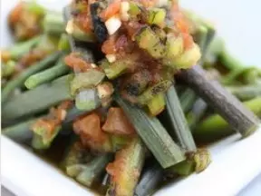 燒辣椒拌蕨菜