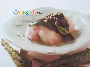 櫻葉糯米蒸甘鯛魚