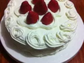 鮮奶草莓蛋糕