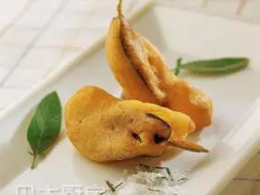 鼠尾草梨子甜點