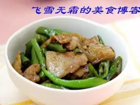 杭椒小炒肉:看菜和肉如何在鍋中一氣呵成