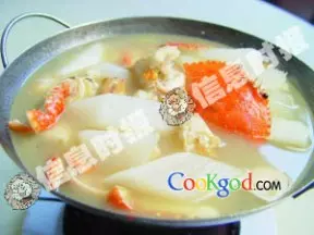 螃蟹蘿蔔豬骨湯