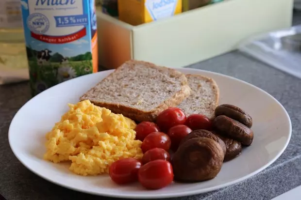 有Scrambled Egg的营养早餐